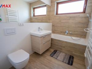 Prodej rodinného domu, Zlín, Ovsíková, 195 m2