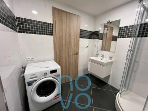 Pronájem bytu 1+kk, Praha - Libeň, Vojenova, 38 m2