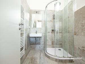 Pronájem bytu 2+kk, Praha - Holešovice, Milady Horákové, 44 m2