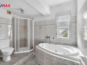 Prodej rodinného domu, Stará Paka, Nová, 260 m2