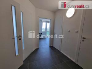 Pronájem bytu 1+1, Praha - Stodůlky, Sluneční náměstí, 46 m2