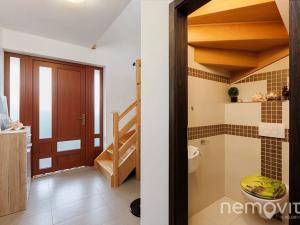 Prodej rodinného domu, Mníšek pod Brdy, Rymaně, 162 m2