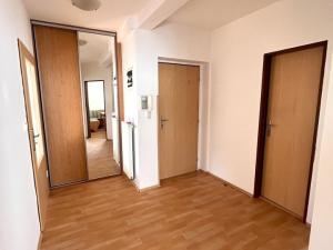 Pronájem bytu 2+1, Plzeň - Jižní Předměstí, U Tržiště, 65 m2