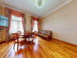 Prodej bytu 3+kk, Karlovy Vary, Vřídelní, 81 m2