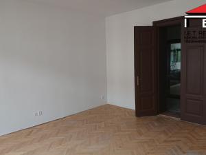 Pronájem bytu 2+1, Ostrava, Nádražní, 75 m2