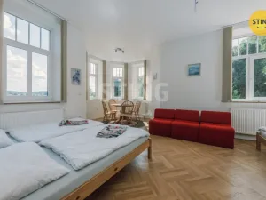 Prodej rodinného domu, Hroubovice, 500 m2