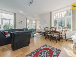 Prodej rodinného domu, Hroubovice, 500 m2