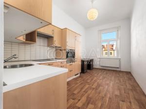 Pronájem bytu 2+1, Praha - Vinohrady, Korunní, 75 m2