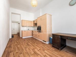 Pronájem bytu 2+1, Praha - Vinohrady, Korunní, 75 m2