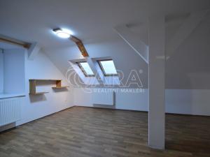 Pronájem bytu 2+1, Nová Bystřice, Vídeňská, 90 m2