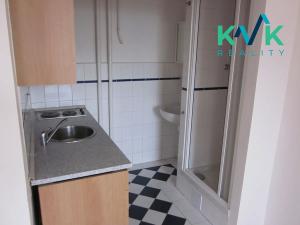 Pronájem bytu 1+kk, Karlovy Vary, Krále Jiřího, 21 m2