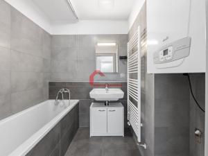 Prodej bytu 2+kk, Moravany, Višňová, 64 m2