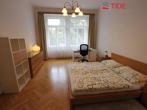 Pronájem bytu 3+kk, Praha, Dřevná, 80 m2