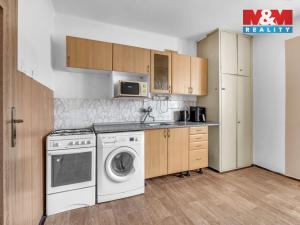 Prodej bytu 2+1, Pardubice - Zelené Předměstí, Sukova třída, 62 m2