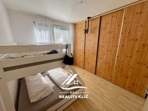 Prodej bytu 3+1, Orlová, Kpt. Jaroše, 58 m2