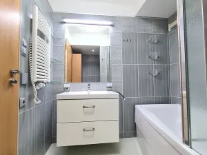 Pronájem bytu 3+kk, Praha - Michle, Třeboňská, 78 m2