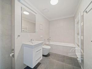 Pronájem bytu 3+kk, Praha - Chodov, Líbalova, 79 m2