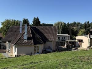 Prodej rodinného domu, Kralice nad Oslavou - Horní Lhotice, 210 m2