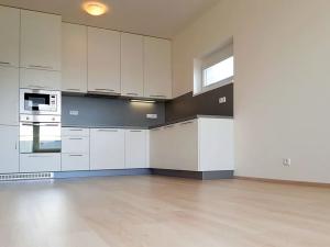 Pronájem bytu 2+kk, Praha - Dolní Měcholupy, Kryšpínova, 72 m2