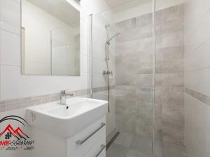 Pronájem bytu 2+kk, Ostrava, Československé armády, 64 m2