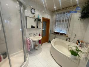 Prodej rodinného domu, Rodewisch,Německo, 146 m2