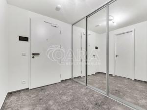 Pronájem bytu 2+kk, Praha - Modřany, Československého exilu, 50 m2