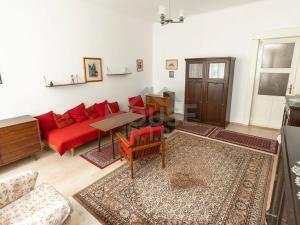 Prodej bytu 3+1, Praha - Bubeneč, Národní obrany, 94 m2