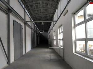 Pronájem skladu, Kolín, 2000 m2
