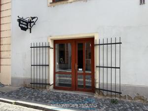 Pronájem obchodního prostoru, Znojmo, U Brány