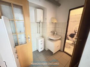 Pronájem obchodního prostoru, Znojmo, U Brány