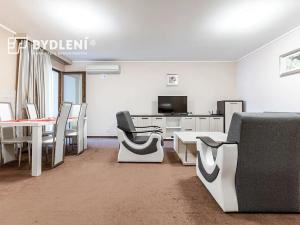 Prodej bytu 3+kk, Teplice, U Nových lázní, 86 m2