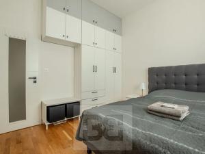 Pronájem bytu 3+kk, Praha - Břevnov, Bělohorská, 64 m2