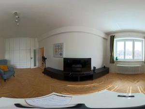 Pronájem bytu 3+kk, Praha - Břevnov, Bělohorská, 64 m2
