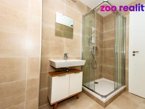 Prodej bytu 1+kk, Praha, Na Libušáku, 40 m2