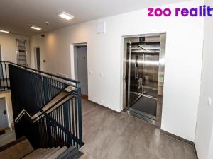 Prodej bytu 1+kk, Praha, Na Libušáku, 40 m2