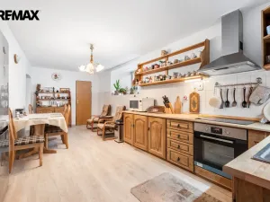 Prodej rodinného domu, Dubá - Zakšín, 380 m2