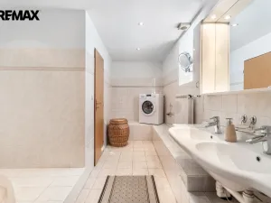 Prodej rodinného domu, Dubá - Zakšín, 380 m2