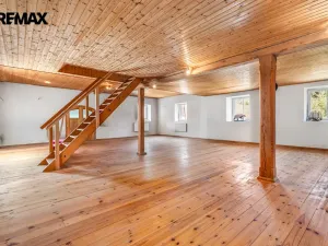 Prodej rodinného domu, Dubá - Zakšín, 380 m2