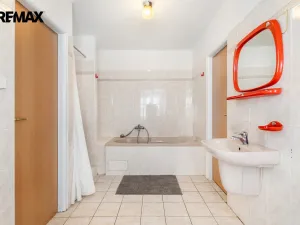 Prodej rodinného domu, Dubá - Zakšín, 380 m2