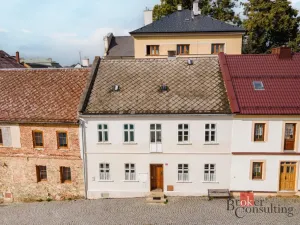 Prodej rodinného domu, Toužim, Pod Brankou, 219 m2