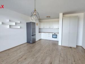 Pronájem bytu 2+kk, Praha - Čakovice, Tryskovická, 52 m2