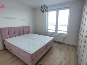 Pronájem bytu 2+kk, Praha - Čakovice, Tryskovická, 52 m2
