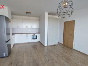 Pronájem bytu 2+kk, Praha - Čakovice, Tryskovická, 52 m2