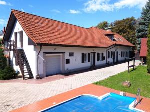 Prodej rodinného domu, Račice, 570 m2