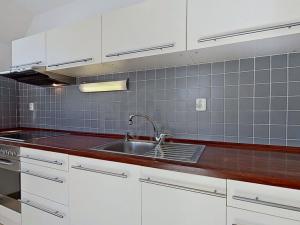 Prodej bytu 2+1, Praha - Radotín, Věštínská, 60 m2