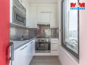 Prodej bytu 2+kk, Praha - Vysočany, Sousedíkova, 49 m2