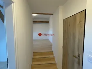 Pronájem bytu 4+kk, Hořice, 99 m2