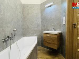 Prodej obchodního prostoru, Jihlava, Lazebnická, 72 m2