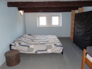 Prodej rodinného domu, Vroutek, Kryrská, 300 m2