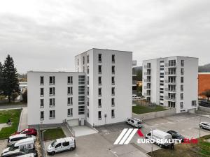 Prodej bytu 1+kk, Otrokovice, tř. Spojenců, 35 m2